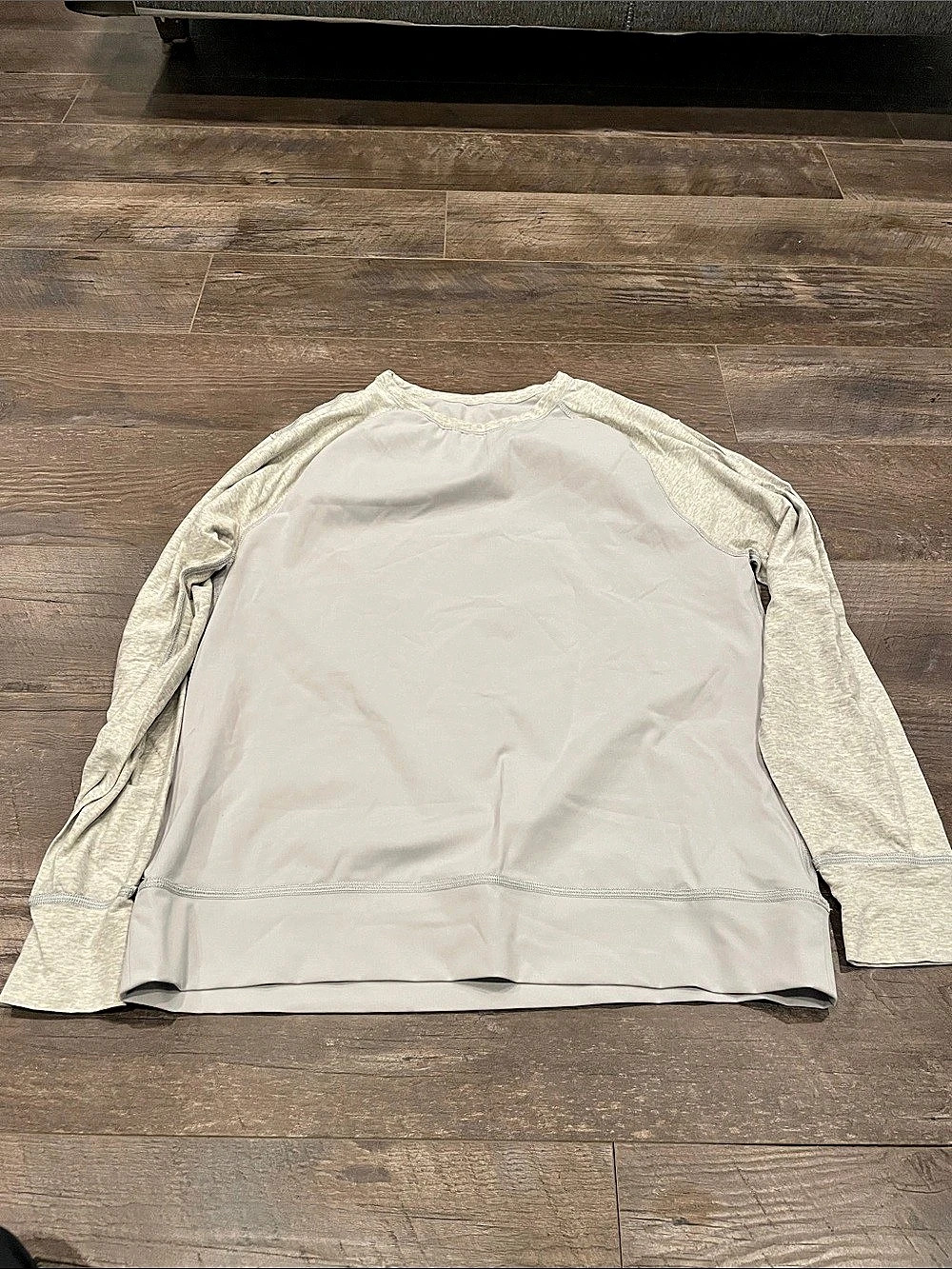 lululemon Long Sleeve Athletic Top in Gray Like New